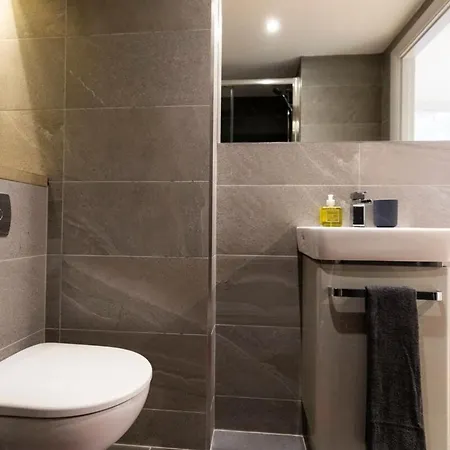 Modern 1 Bedroom Studio In Heart Of Rathmines アパート *